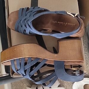 Denim Blue comfortable sandals by House of Harlow.  Size 9 .. chunky